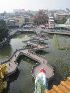 龍の塔　最上階より