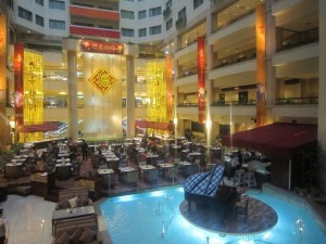 ホテルのレストラン