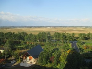 大潟村　穀倉＆チャペル