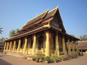 パルテンノン神殿風の柱