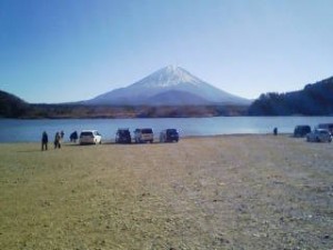 20160101精進湖からの富士1221